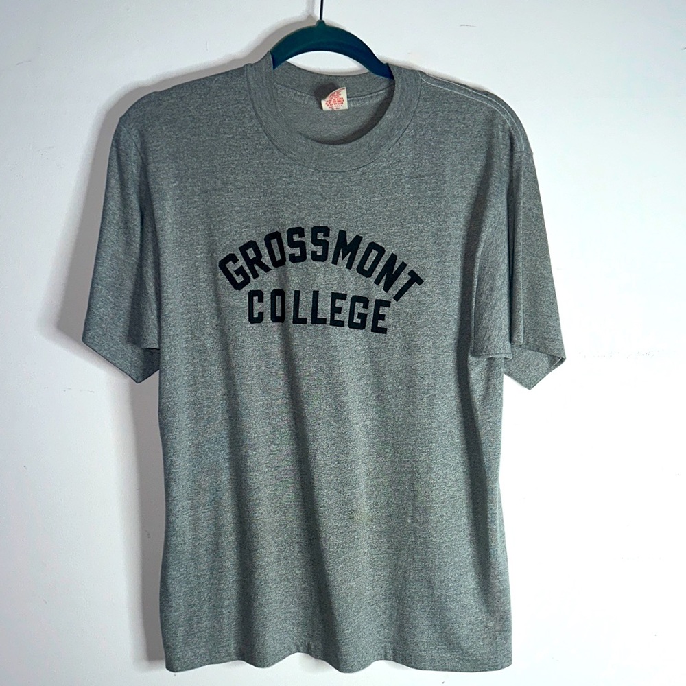 Vintage 80’s Heather Gray Grossmont College Men's T-Shirt Single Stitch